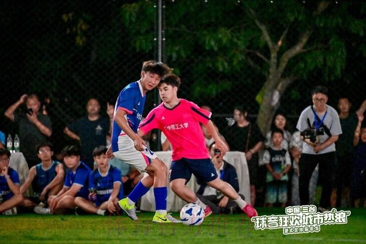 笼式足球首日收官 激烈对抗展现全运魅力